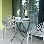 Mango - Dingi 105 Appartement
