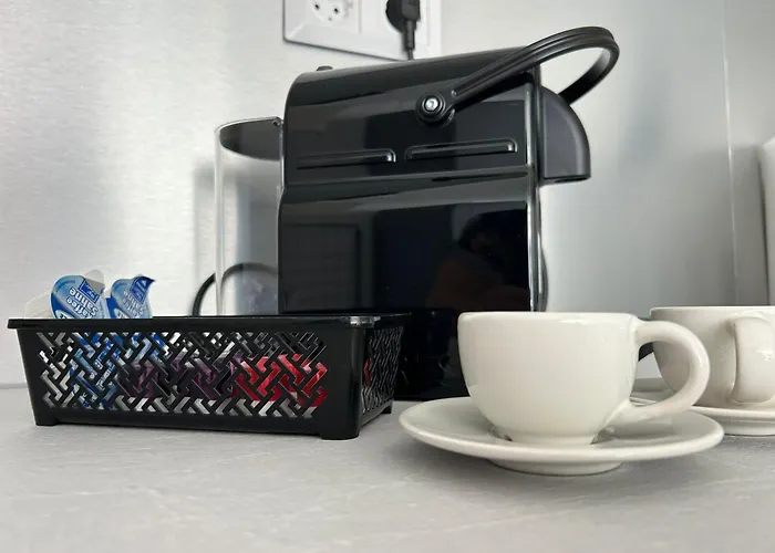 Dingi 105 アパート シオーフォク